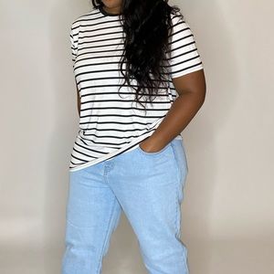 Stretchy knit striped tee (white)